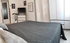 Nice Apartment Montepozzo With Private Garden